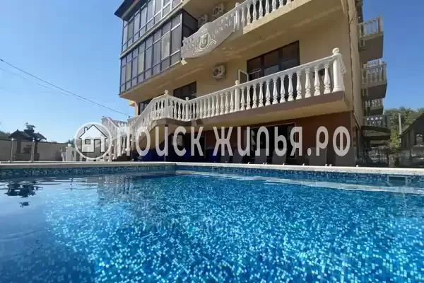 «Гранд Хаус», Джемете