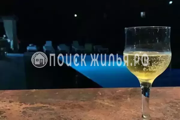 «Анна», Вардане