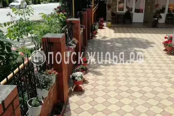 «Красный дом», Кабардинка