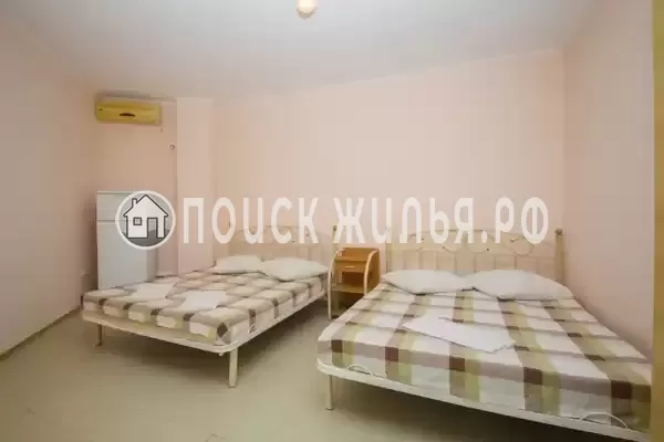 Школьная, д.10, Ольгинка