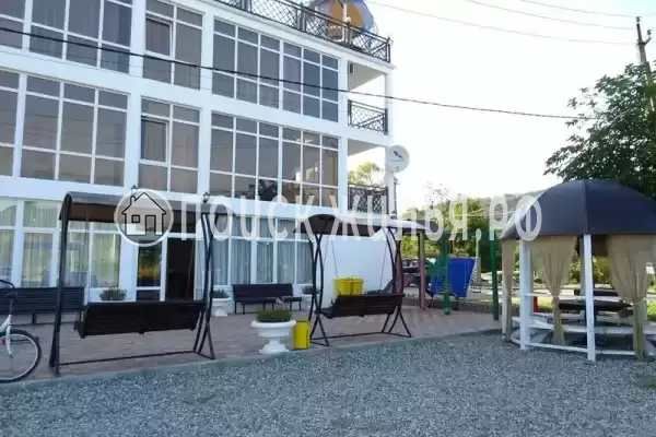 Отель «У Дмитрия», Пицунда