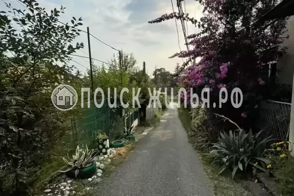 Частный сектор «Комната под ключ в частном доме», Сухум