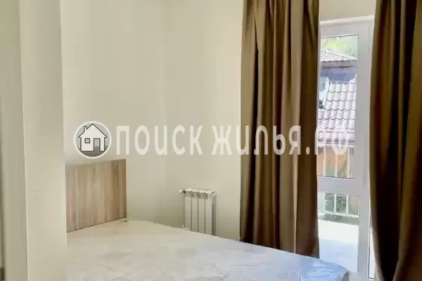 Частный сектор «Номер в коттедже на Алупкинском шоссе 76К», Гаспра