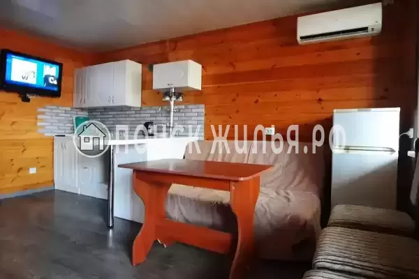 Частный сектор «Этаж под ключ на Азовской», Голубицкая