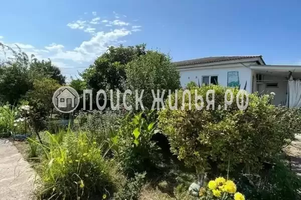 Гостевой дом «На Эзугбая», Республика Абхазия, Сухум, Братьев Эзугбая, д.584 Гостевой дом «На Эзугбая», Республика Абхазия, Сухум, Братьев Эзугбая, д.584