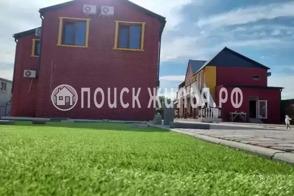 «Июнь», Голубицкая