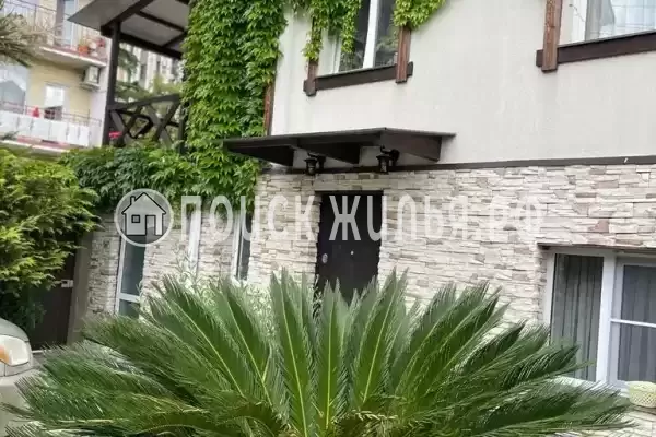 Частный сектор «Мансардный этаж в центре», Адлер