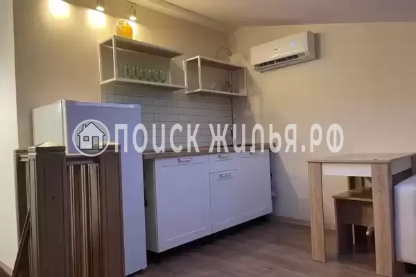 Частный сектор «Мансардный этаж в центре», Адлер