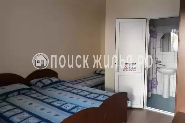 «Межгорье», Лоо