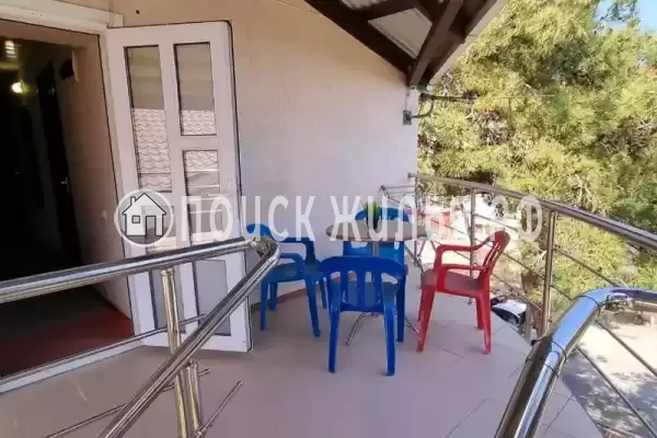 Частный сектор «Часть дома с отдельным входом для большой компании», Геленджик