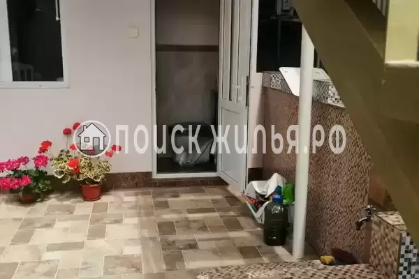 Гостевой дом «Дворик с геранью», Гагра