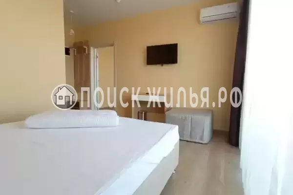 «Белый лотос», Кучугуры