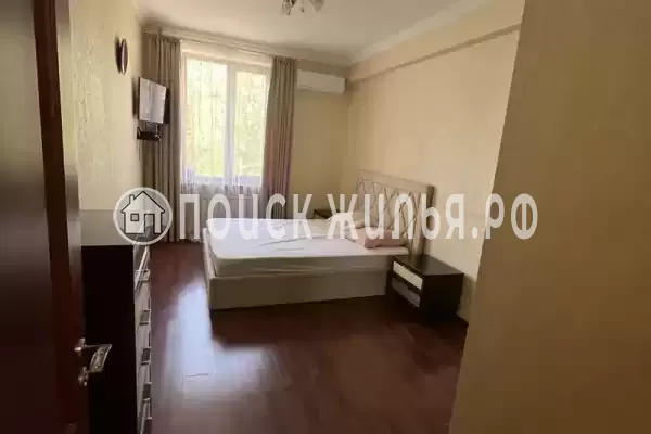 Квартира «Х комнатная квартира в самом центре», Туапсе