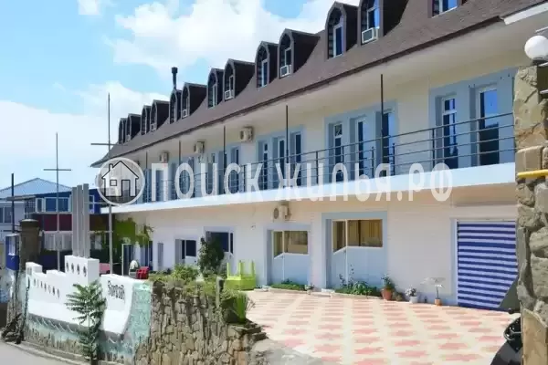 Гостиница «Борсаак», Ольгинка, 2-й микрорайон, д.6/16