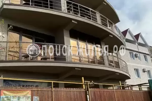 «PovezLoo», Лоо