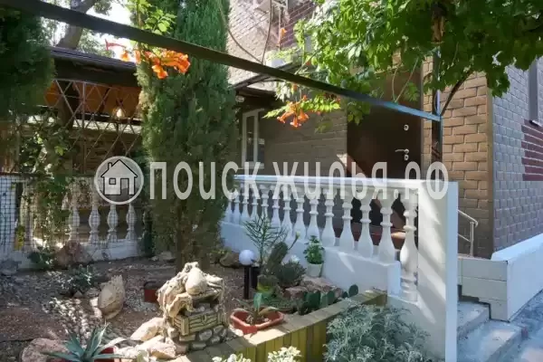 Частный сектор «Малиновая, 10», Севастополь