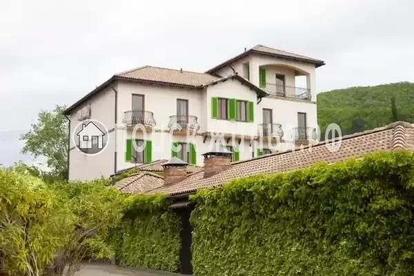 «Tortuga», Небуг