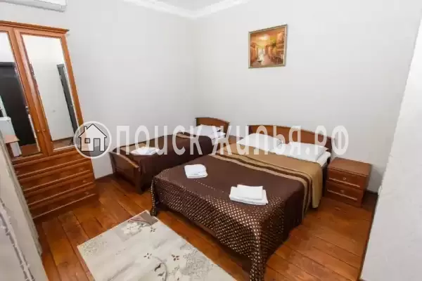 «Рената», Адлер