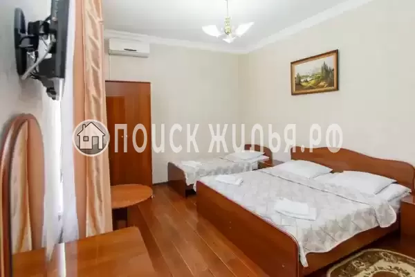 «Рената», Адлер