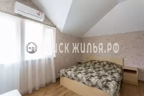 «На Ломоносова», Геленджик