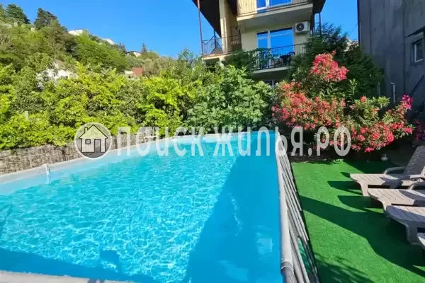 Гостевой дом «Альмира», Лоо