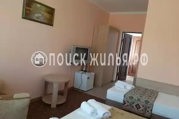 Гостиница «Лили», Лоо Гостиница «Лили», Лоо