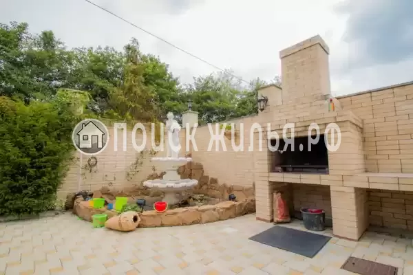 Гостиница «Лили», Лоо Гостиница «Лили», Лоо