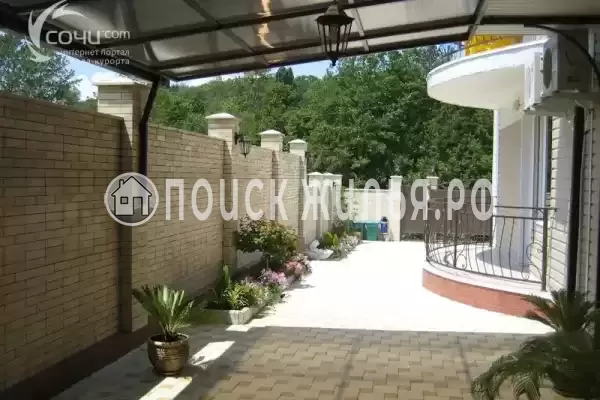 Гостиница «Лили», Лоо Гостиница «Лили», Лоо