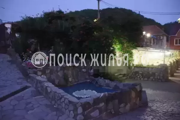 Отель «Ред Хаус», Шепси