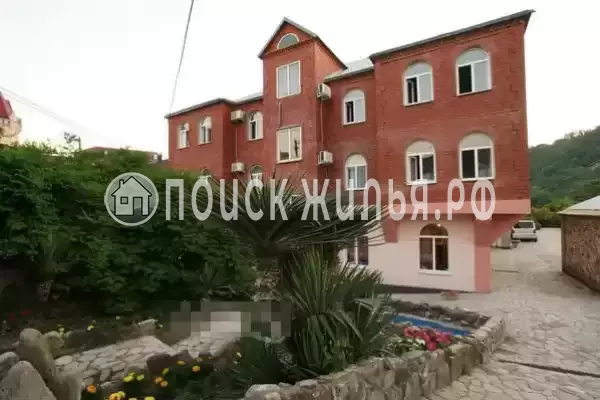 Отель «Ред Хаус»