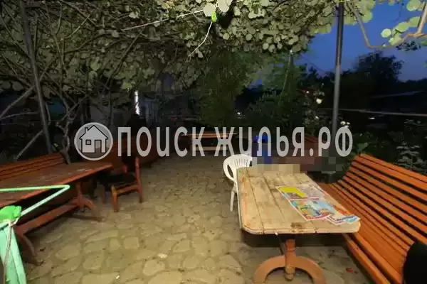 Отель «Ред Хаус», Шепси