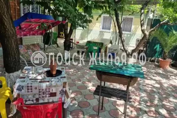 Частный сектор «Дворик у моря», Ейск