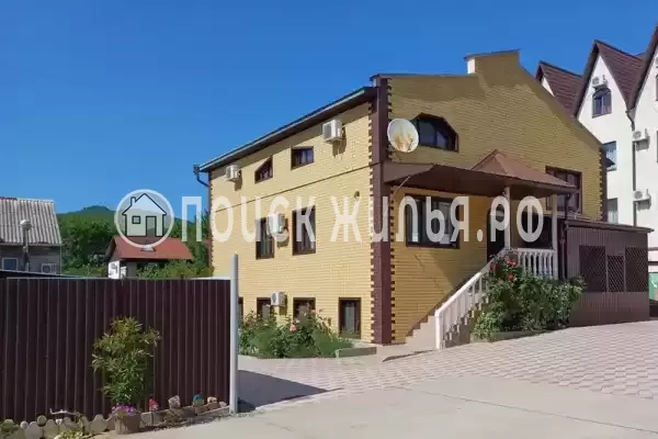 Частный сектор «Зеленый дворик», Краснодарский край, Агой, Центральная, д.1Б