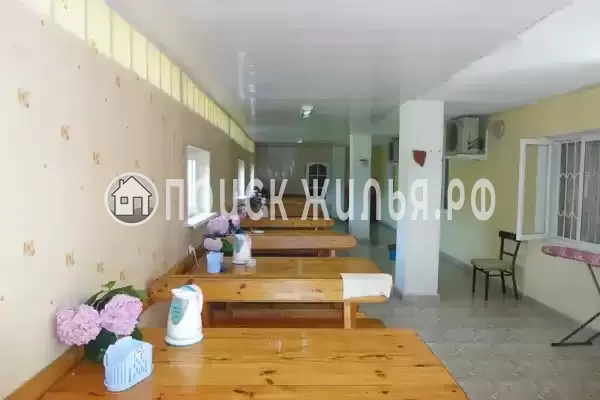 Гостевой дом «Азалия», Лоо