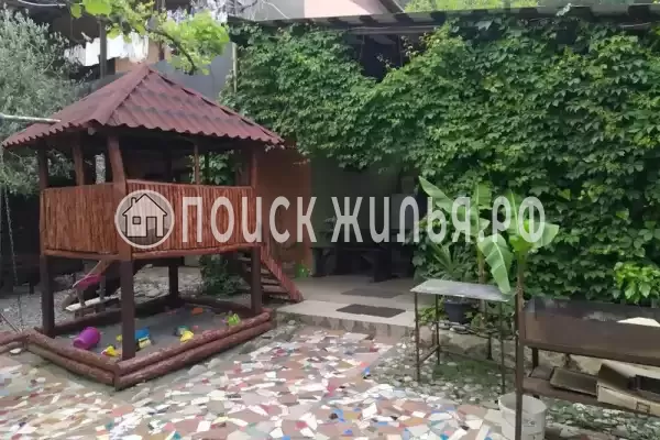 Гостевой дом «Л.Е.В.», Пицунда Гостевой дом «Л.Е.В.», Пицунда