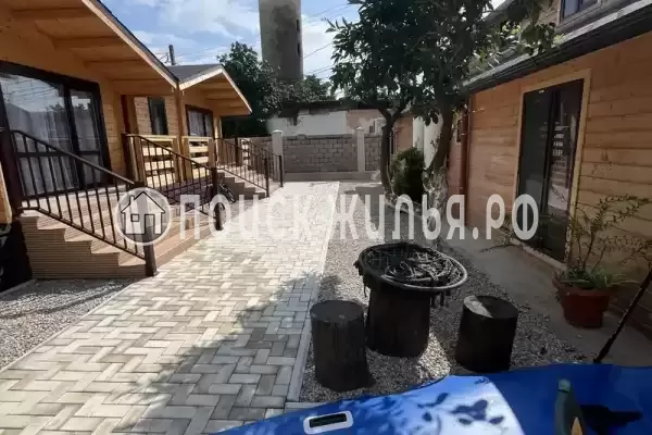 Гостевой дом «Белый дом», Лдзаа Гостевой дом «Белый дом», Лдзаа