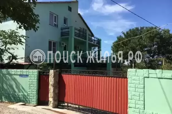 Частный сектор «Часть дома с бассейном под ключ», Краснодарский край, Геленджик, Обзорная, д.7