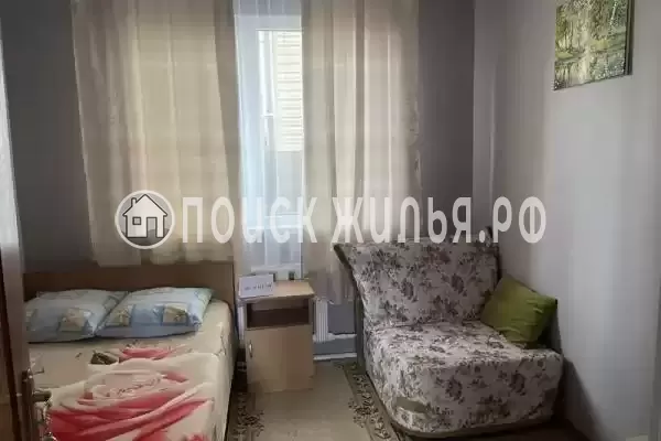 Частный сектор «Этаж в доме на 5−7 человек», Лазаревское