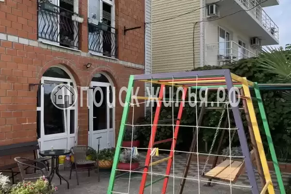 Дом под ключ «Этаж в доме на 5-7 человек», Краснодарский край, Сочи, Лазаревское, Партизанская, д.21