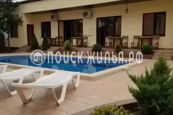 «У сати», Вардане