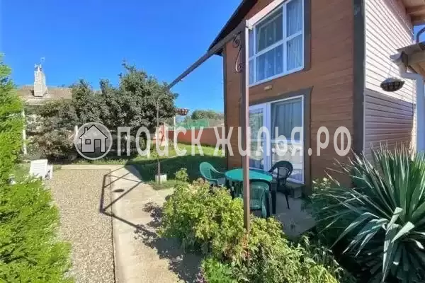 «Ял», Благовещенская