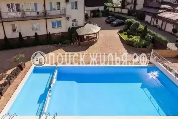 «Юг», Небуг