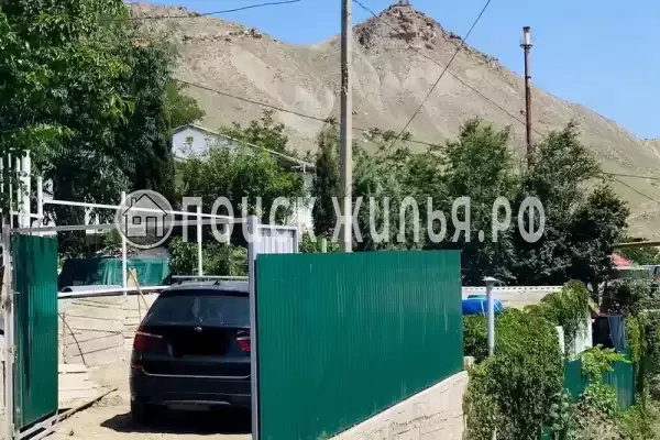 Частный сектор «Трехкомнатный дом», Республика Крым, Орджоникидзе, Центральная, д.2