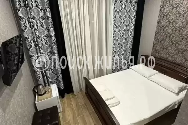 «На ленина», Адлер