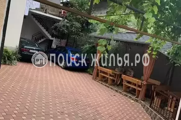 «Анита», Лоо