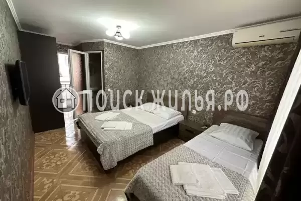 «Анита», Лоо