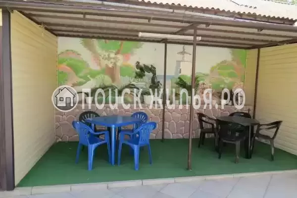 Частный сектор «Домик у моря на 12 человек», Ейск