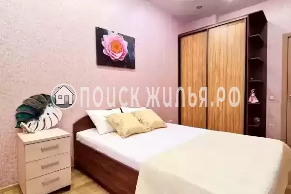 Квартира «У парка фрунзе и горпляжа»