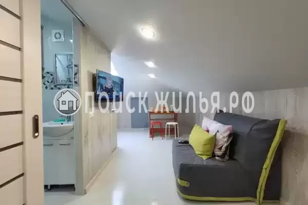 Частный сектор «Уютная мансарда», Краснодарский край, Геленджик, Сурикова, д.60А Частный сектор «Уютная мансарда», Краснодарский край, Геленджик, Сурикова, д.60А