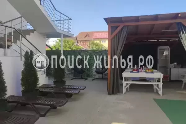 Гостевой дом «Айсберг», Вардане